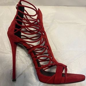 Giuseppe Heels
